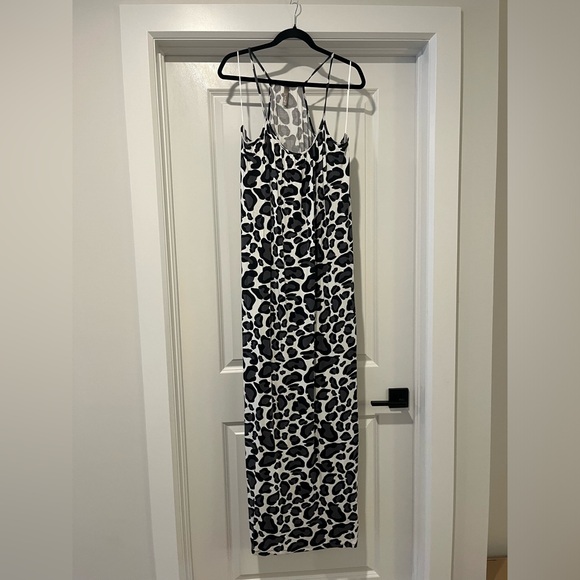 Thyme maternity animal print maxi dress with slit and thing waist belt,size XL - Picture 2 of 5